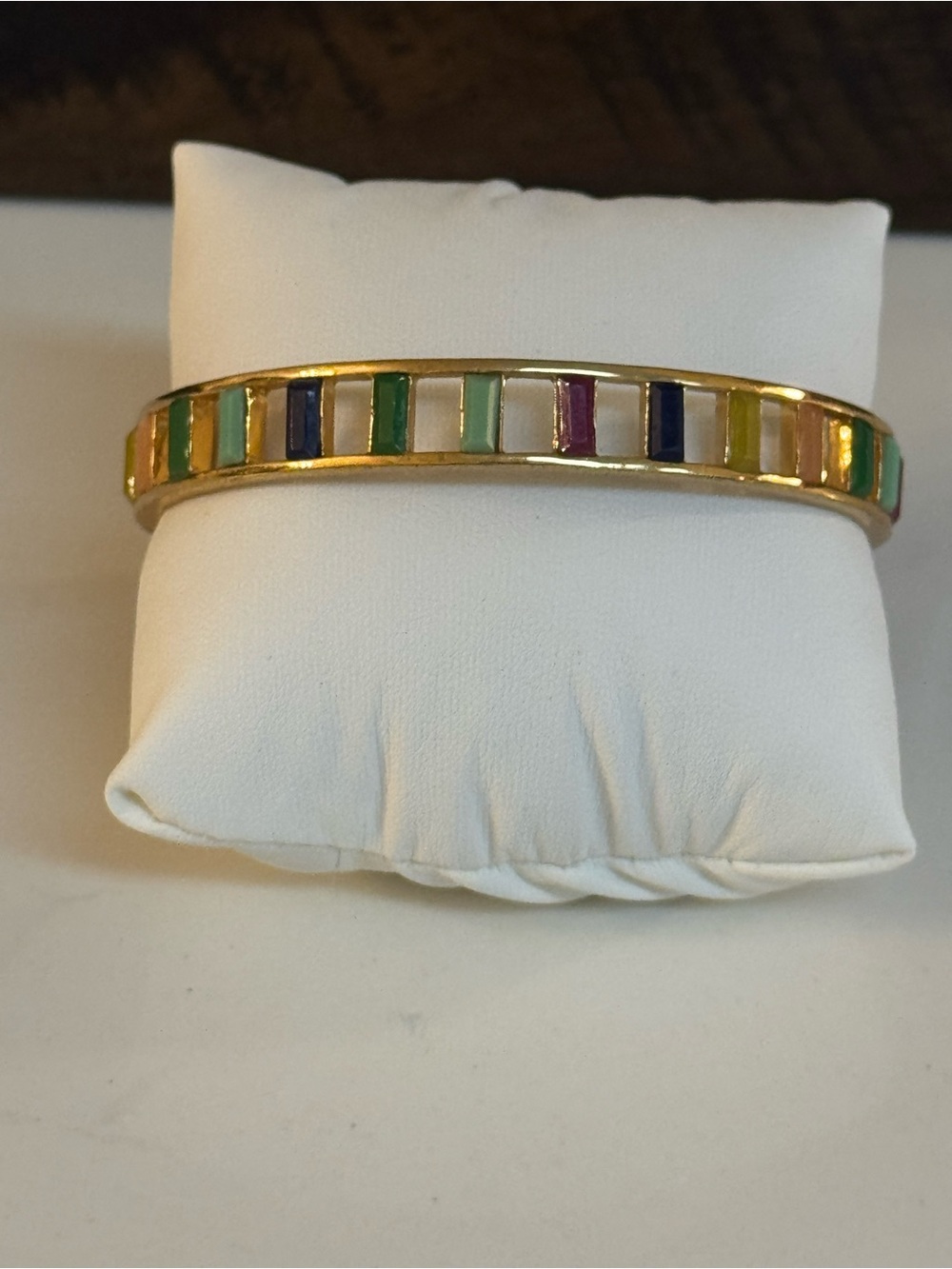 ๐๐ฉท KATE SPADE โ ๏ธ MULTI COLOR BANGLE BRACLET! ๐๐ฉท - Picture 2 of 5